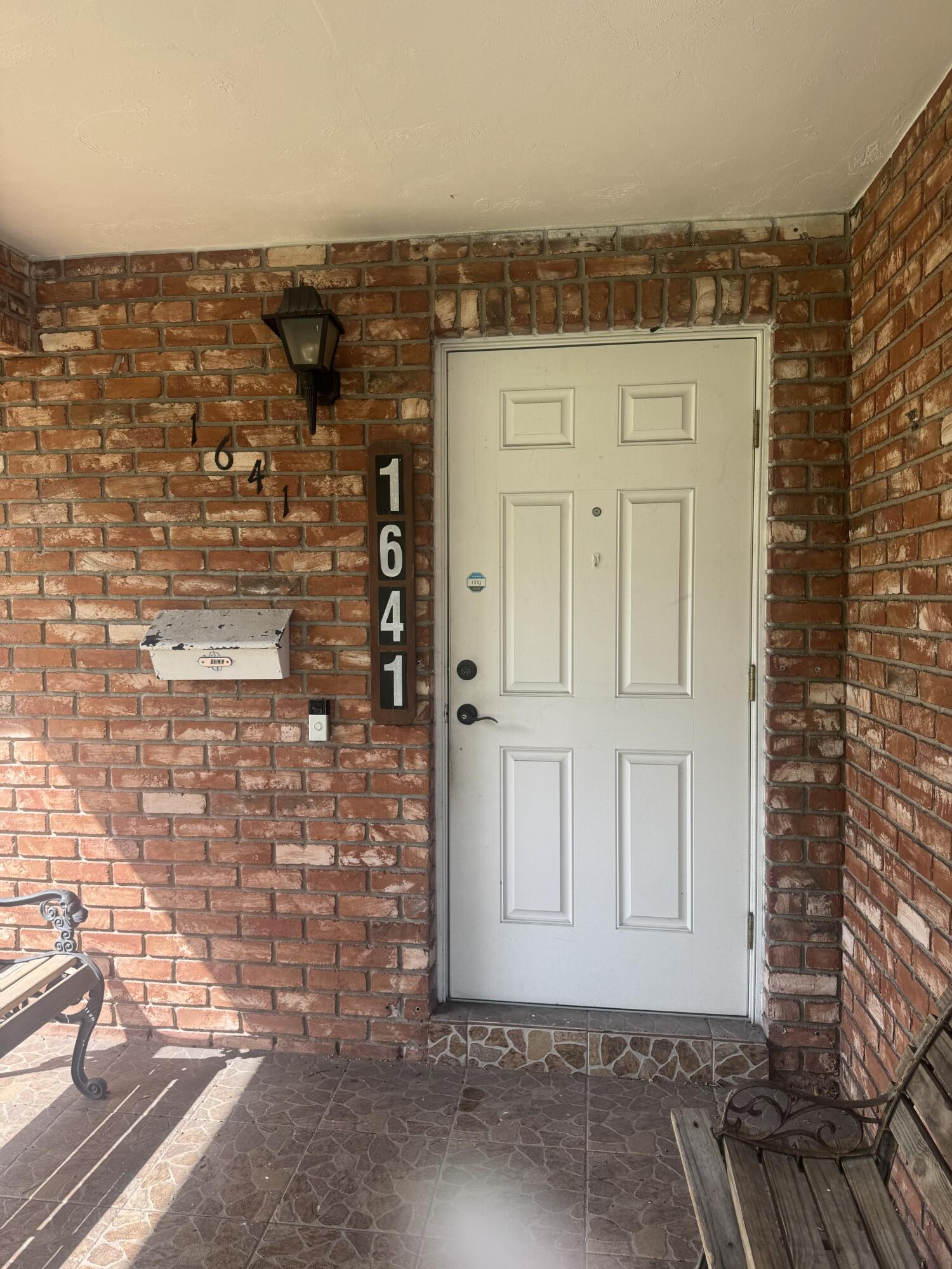 1641 NW 36th Court, Oakland Park, FL, 33309/$399,000 2 1641 NW 36th Court