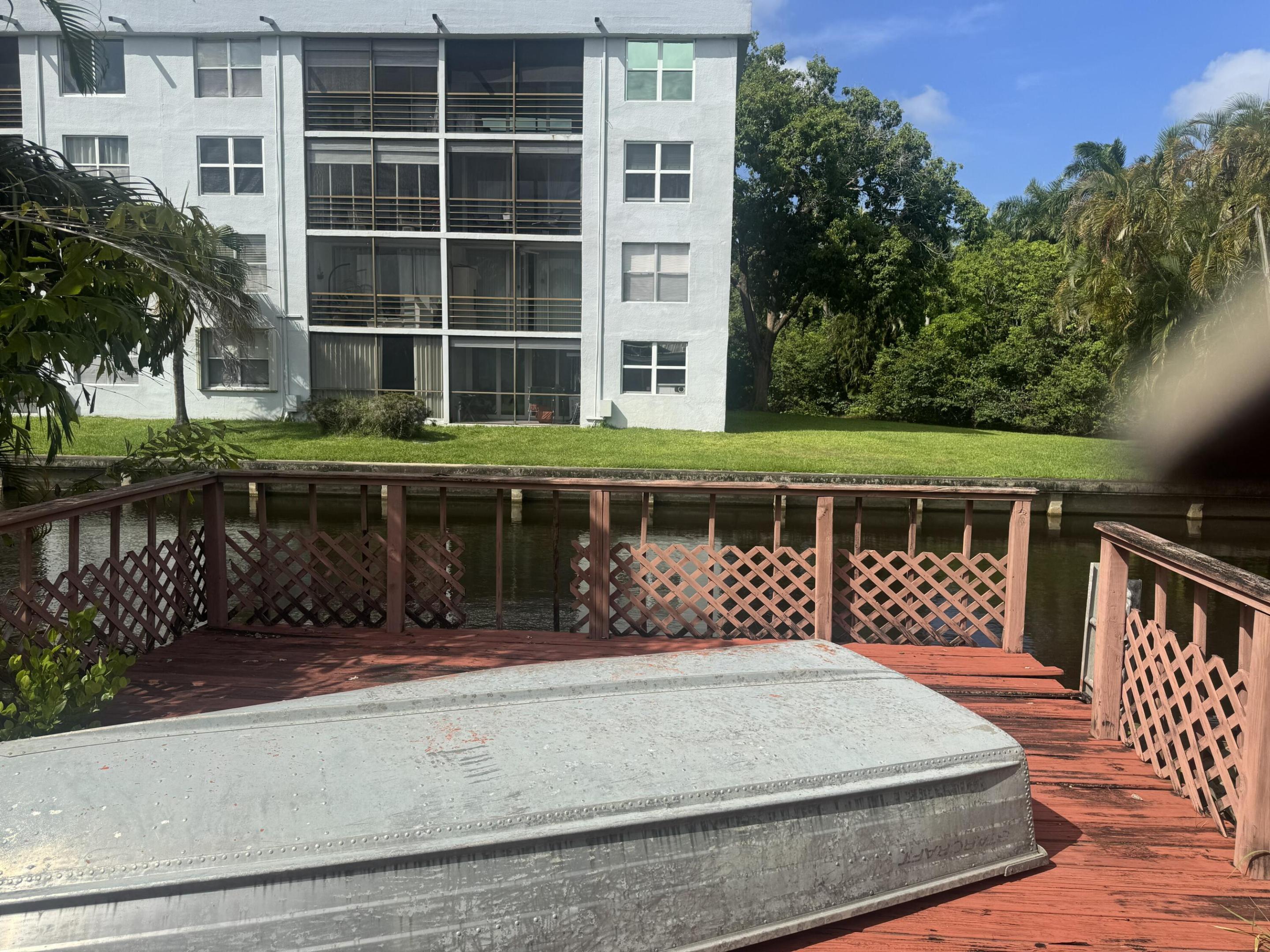 1641 NW 36th Court, Oakland Park, FL, 33309/$399,000 4 1641 NW 36th Court