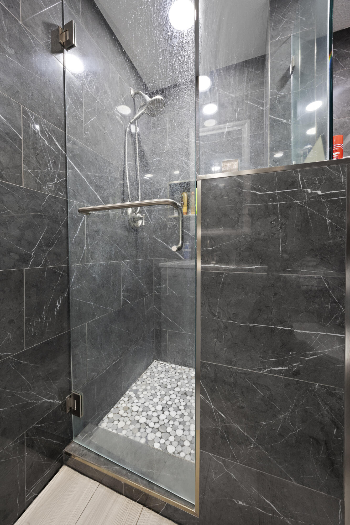 GOLDEN GATE - Residential