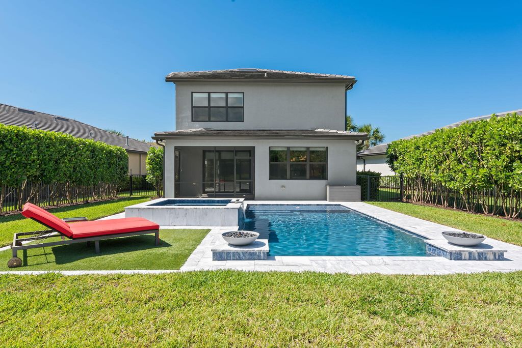 Photo of 4688 E Pinehurst Trl Trail E, Oakland Park, FL 33309 (MLS # B26033598)