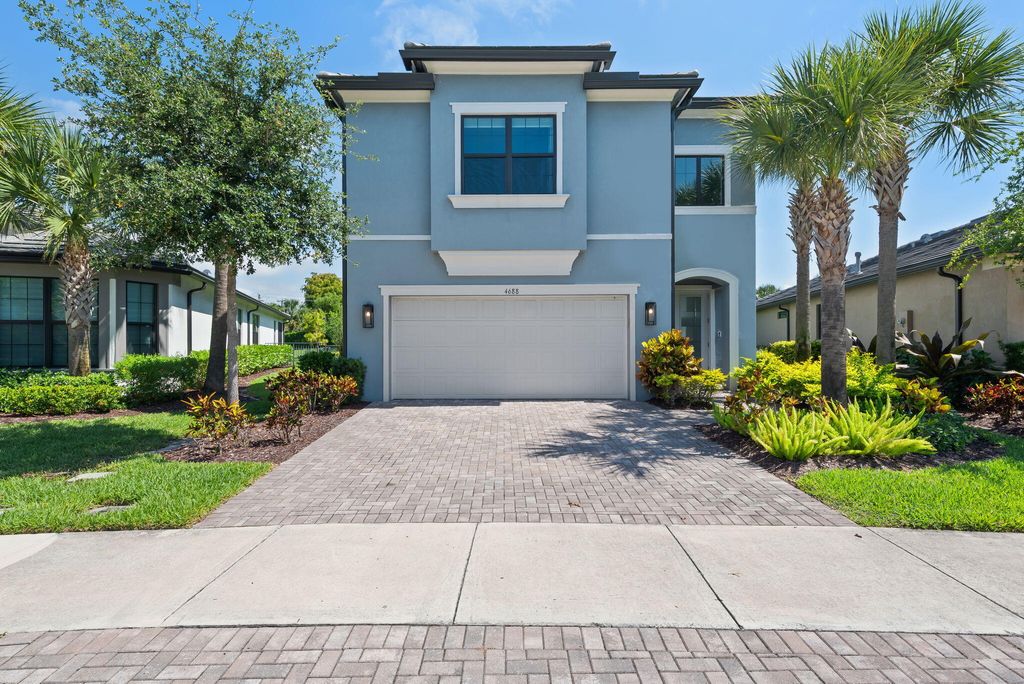 Photo of 4688 E Pinehurst Trl Trail E, Oakland Park, FL 33309 (MLS # B26033598)