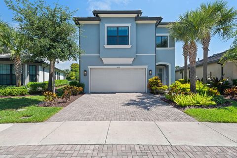 Property photo of 4688 E Pinehurst Trl Trail E, Oakland Park, FL 33309