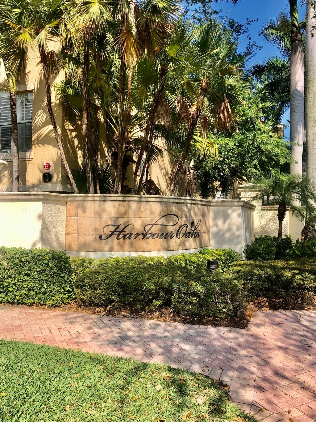 Photo of 2506 San Pietro Circle, Palm Beach Gardens, FL 33410 (MLS # R10782266)