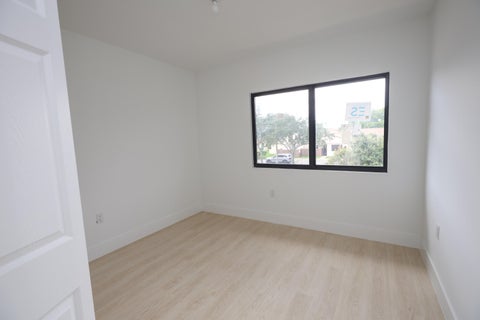 Tiny photo for 10675 NW 30th Place #2, Sunrise, FL 33322 (MLS # B26088907)