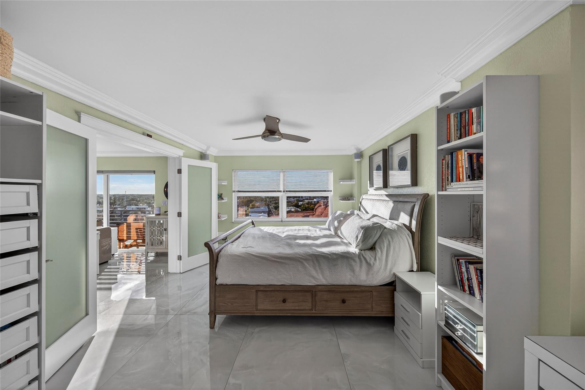 LAUDERDALE TOWER - Residential