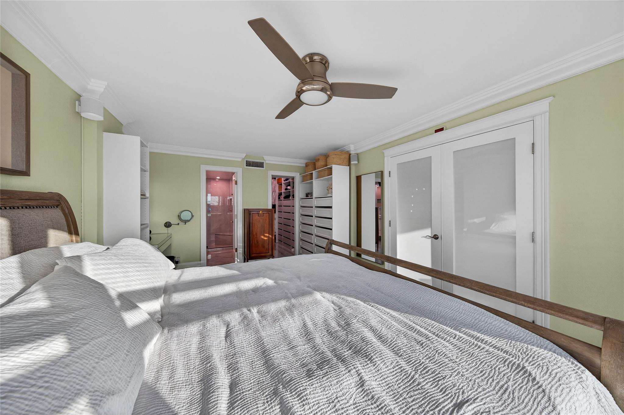 LAUDERDALE TOWER - Residential