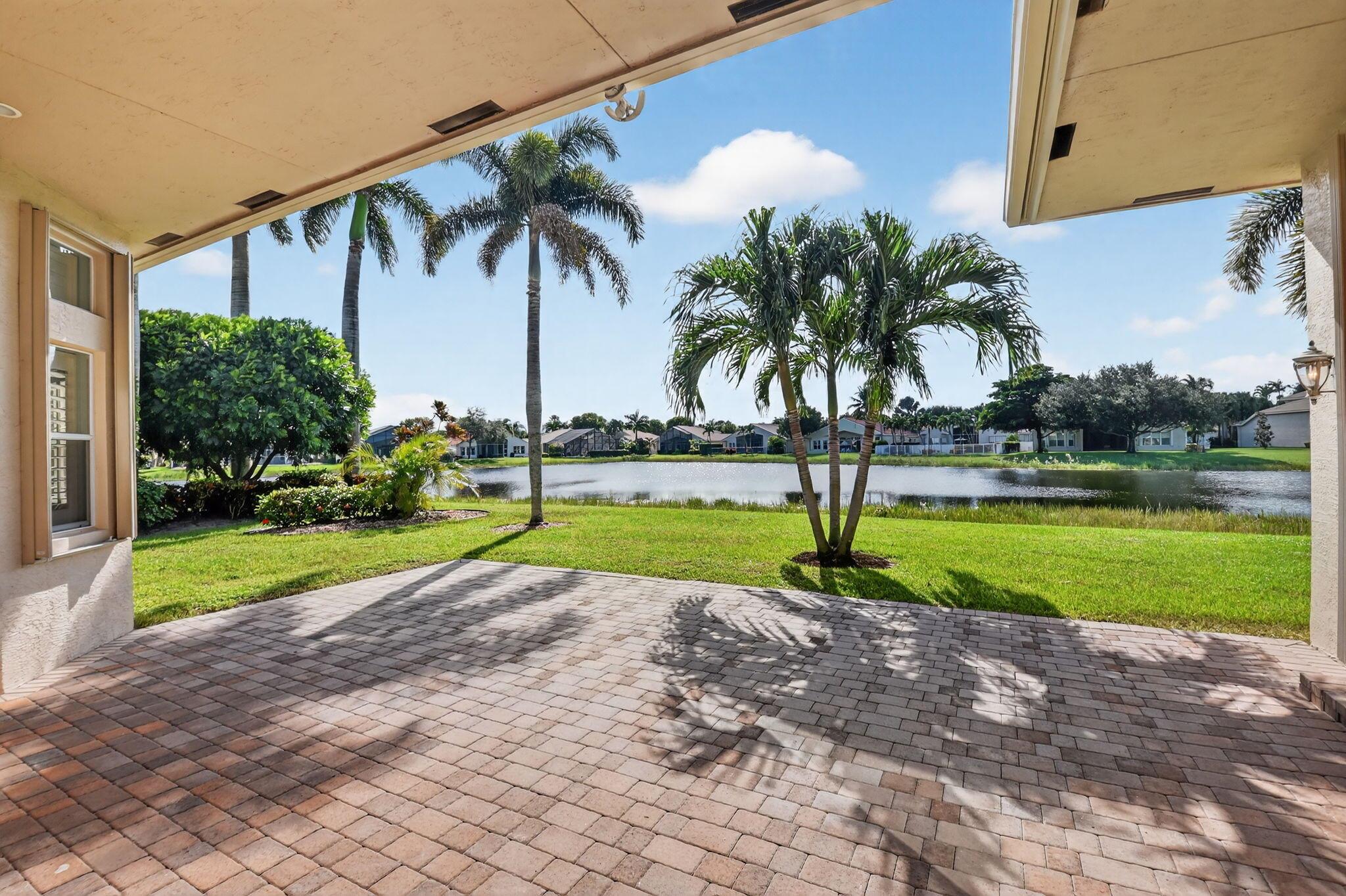 VALENCIA PALMS - Residential