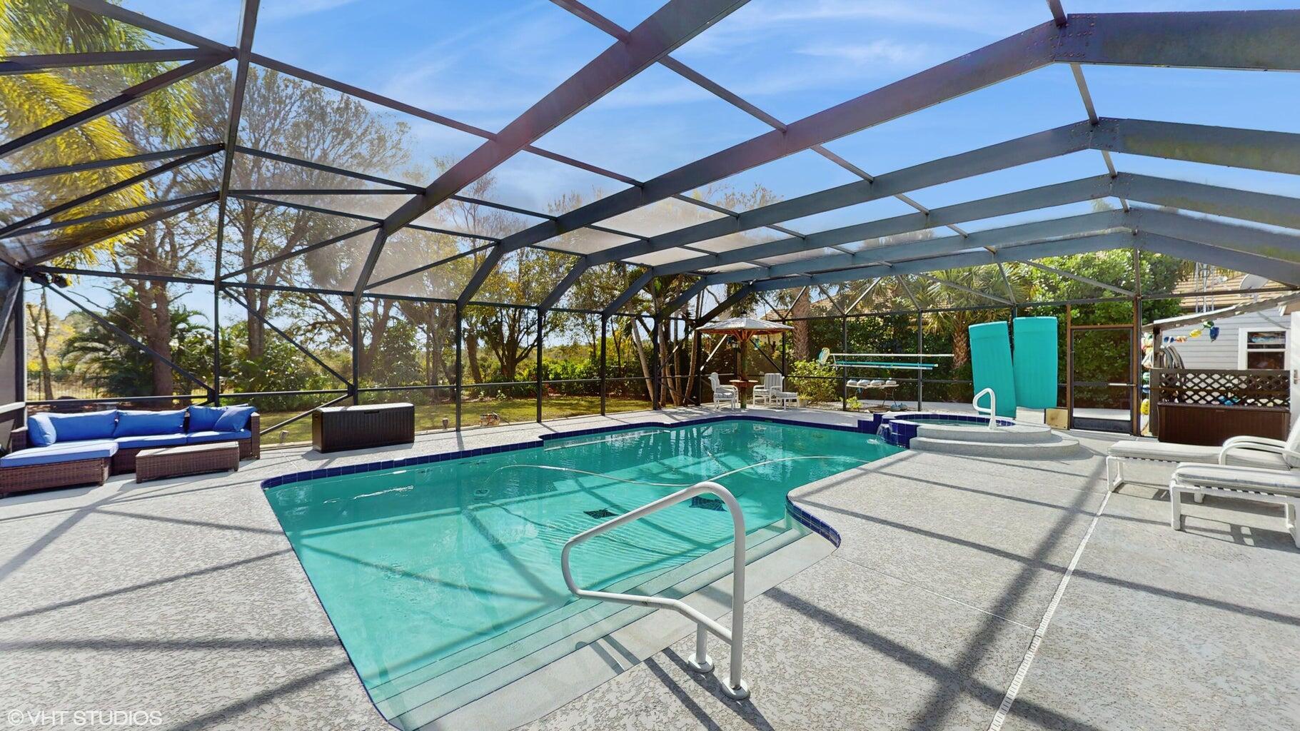 Hobe Hills - Residential