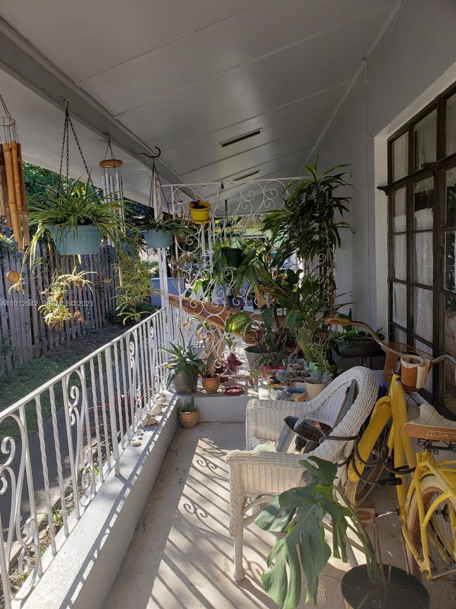 HOLLYWOOD SOUTH SIDE ADD NO 2 - Residential Income