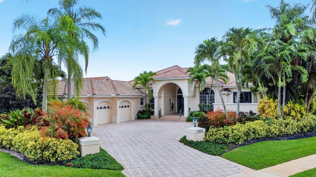 Photo of 4936 Exeter Estate Lane, Lake Worth, FL 33449 (MLS # B26048522)