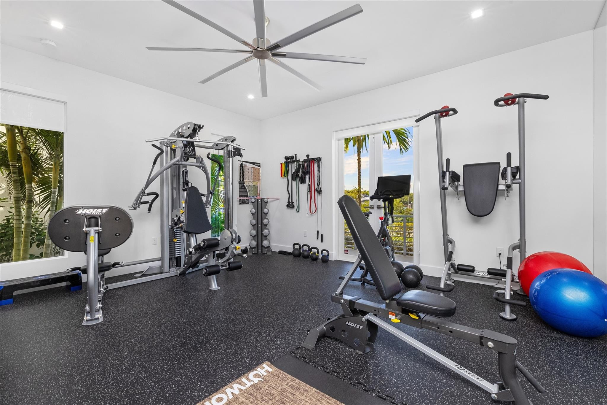 SEASIDE VILLAGE EAST COND - Residential