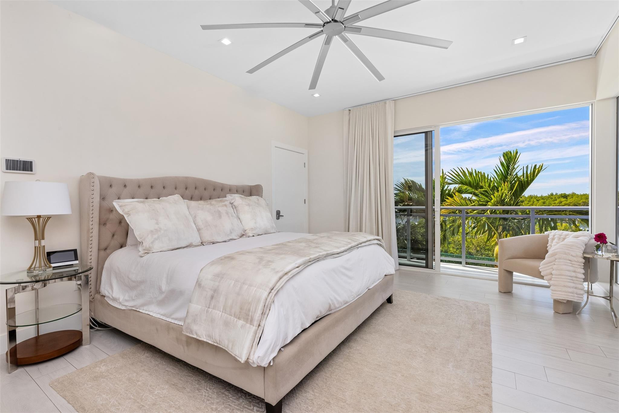 SEASIDE VILLAGE EAST COND - Residential