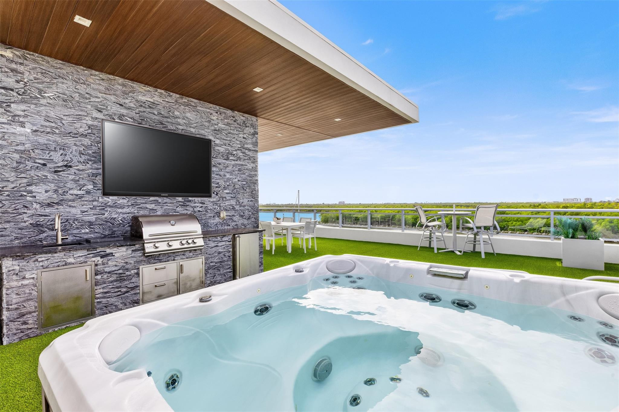 SEASIDE VILLAGE EAST COND - Residential