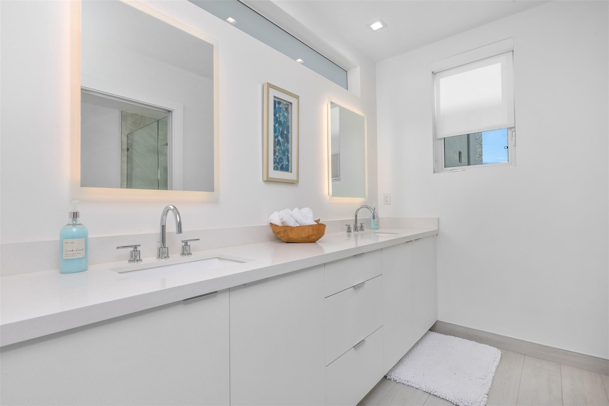 SEASIDE VILLAGE EAST COND - Residential