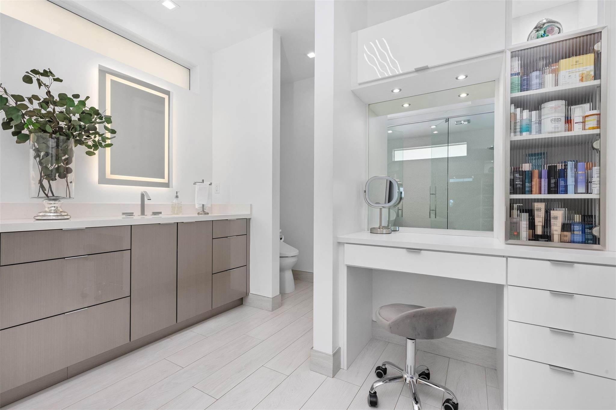 SEASIDE VILLAGE EAST COND - Residential