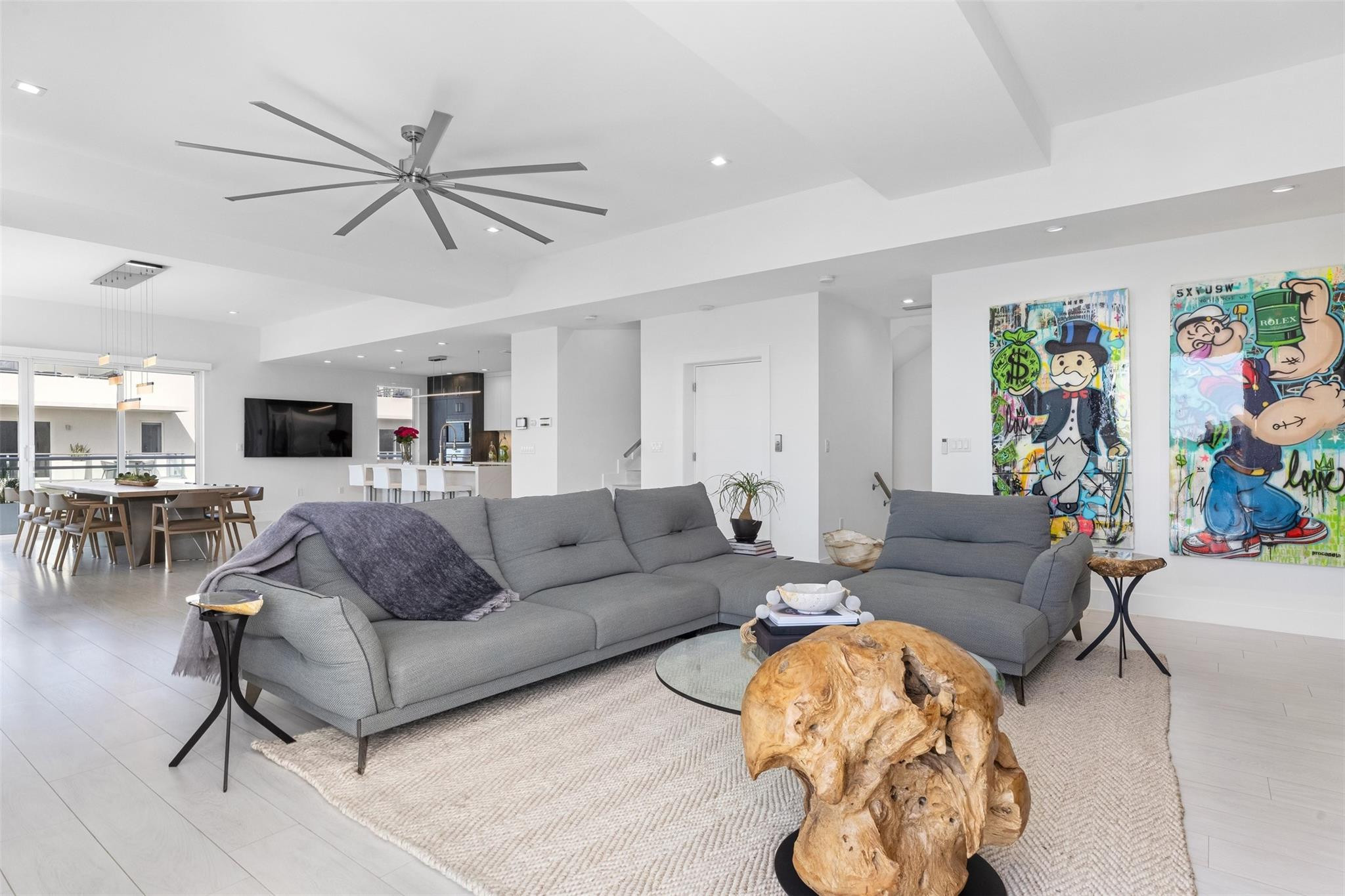 SEASIDE VILLAGE EAST COND - Residential