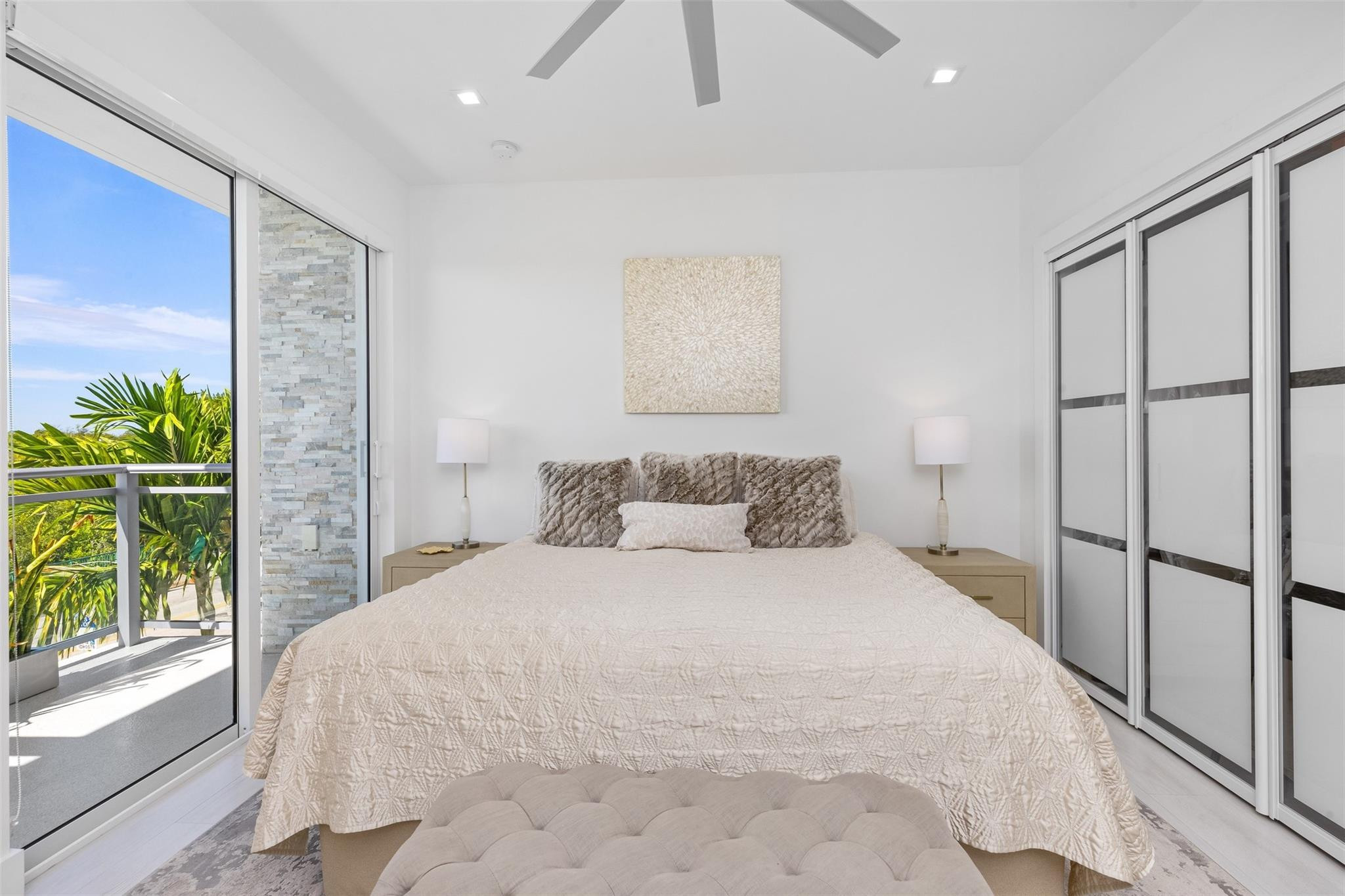 SEASIDE VILLAGE EAST COND - Residential