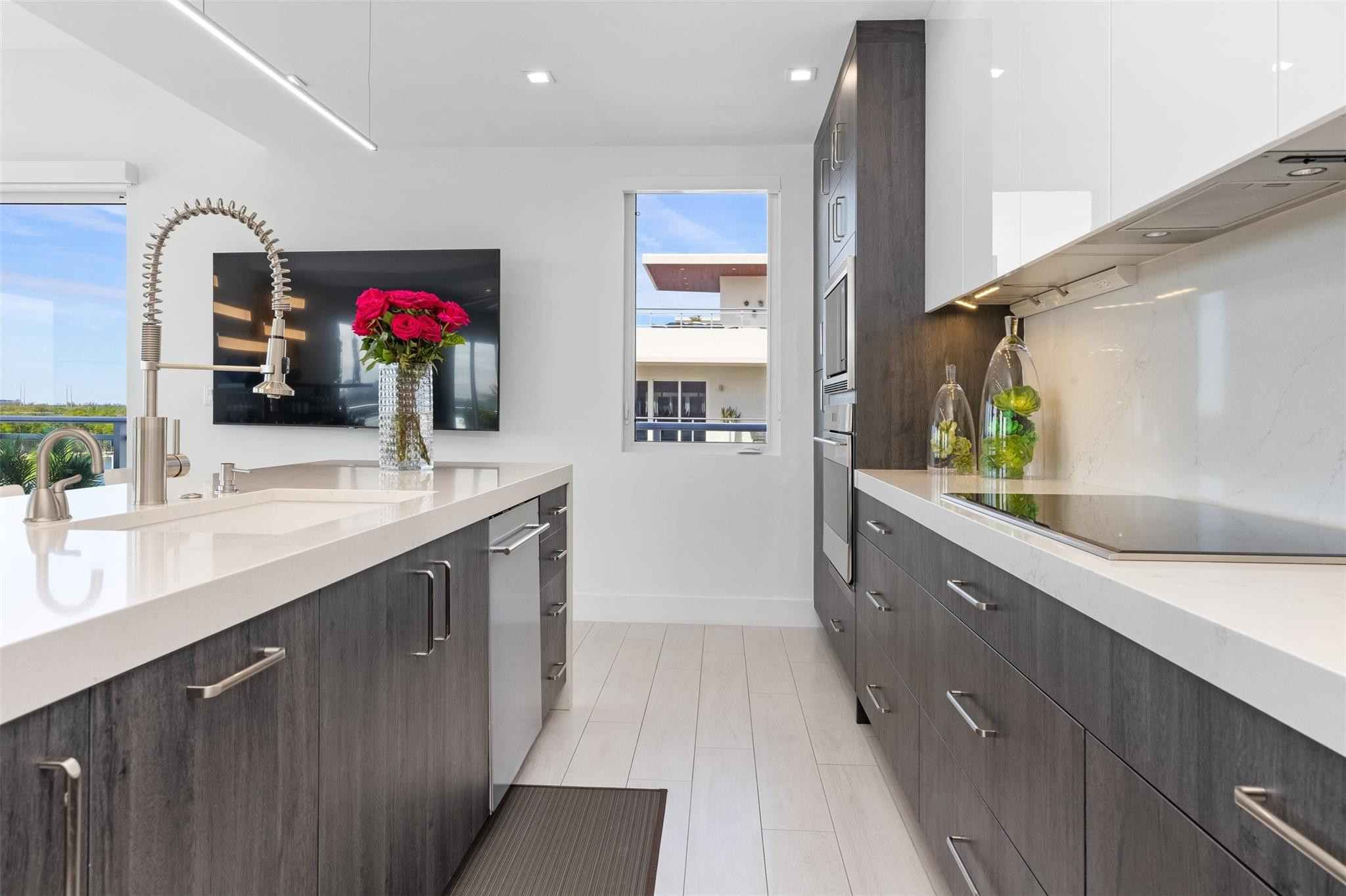 SEASIDE VILLAGE EAST COND - Residential