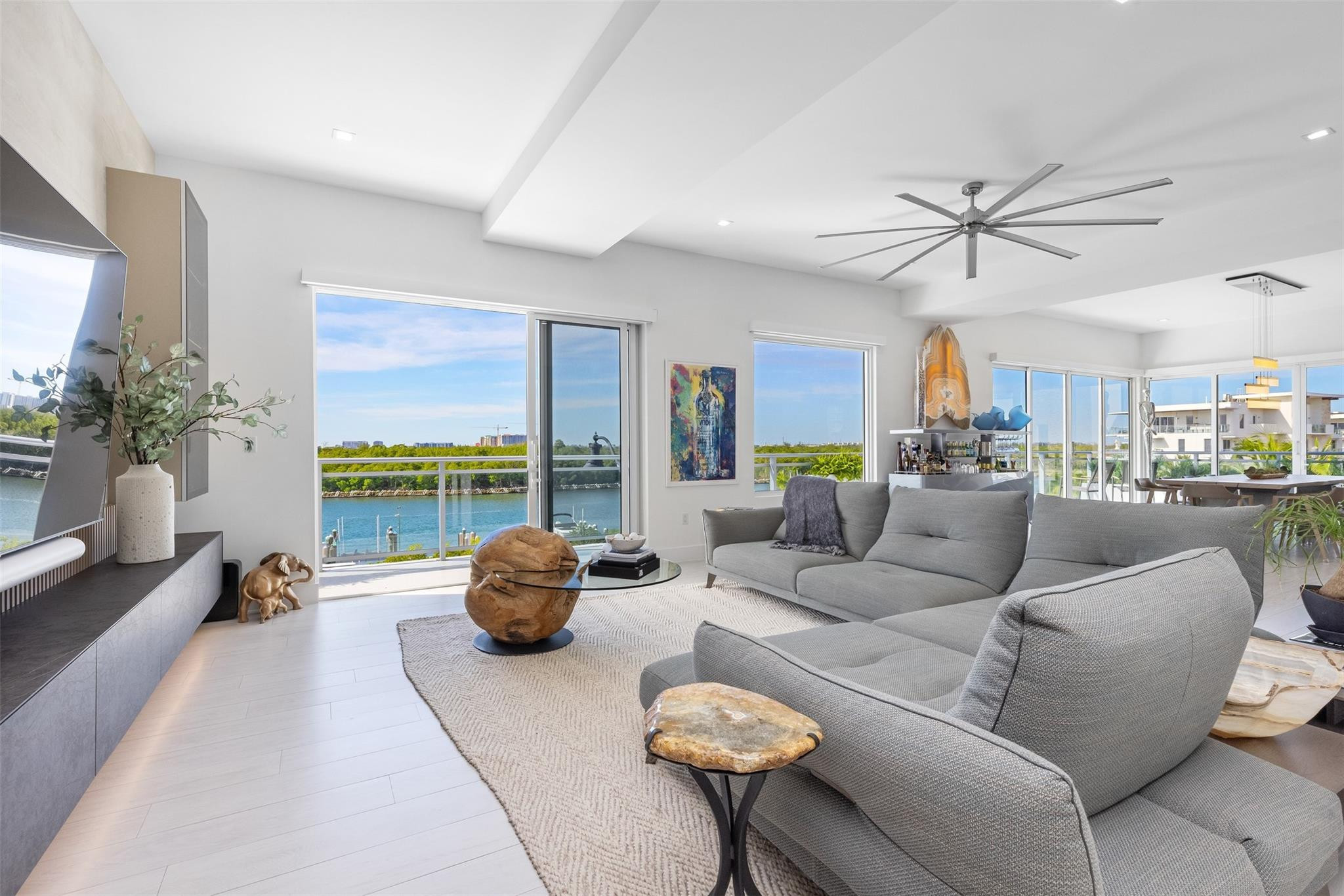 SEASIDE VILLAGE EAST COND - Residential