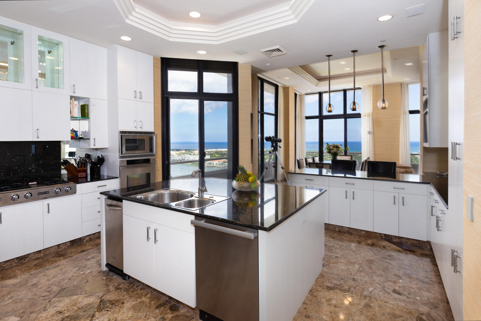 THE PLAZA OF THE PALM BEACHES CONDO - Residential