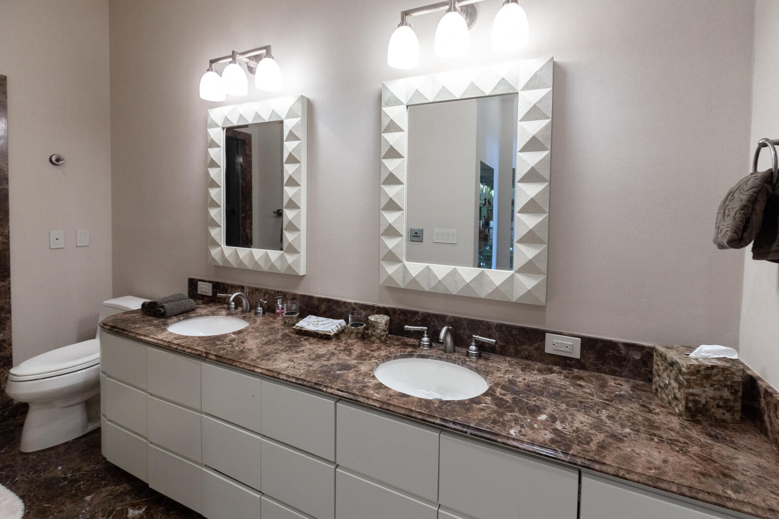 THE PLAZA OF THE PALM BEACHES CONDO - Residential