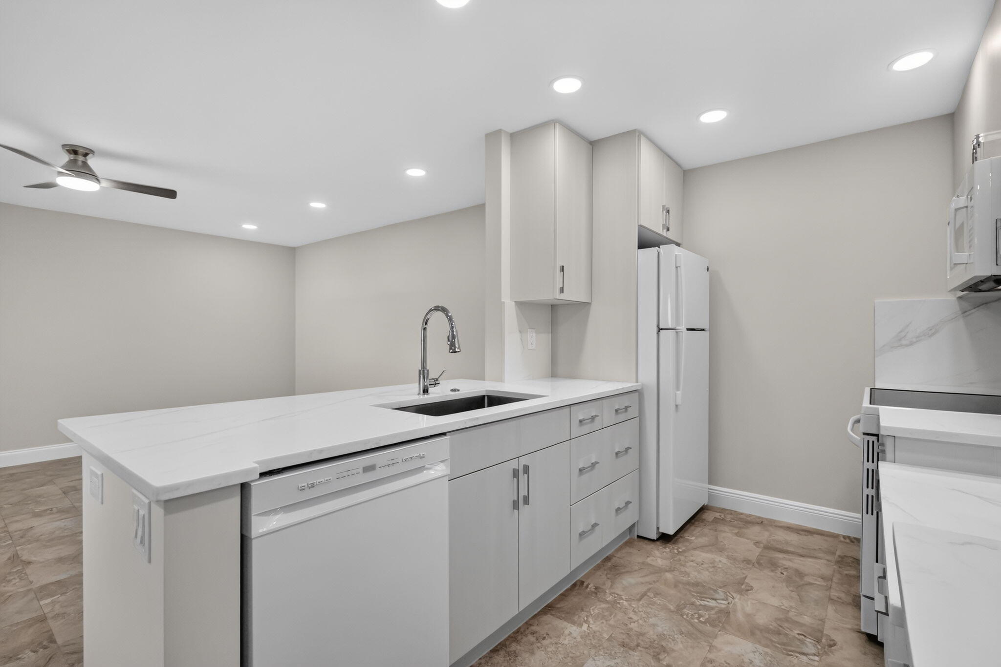 883 Normandy Trail