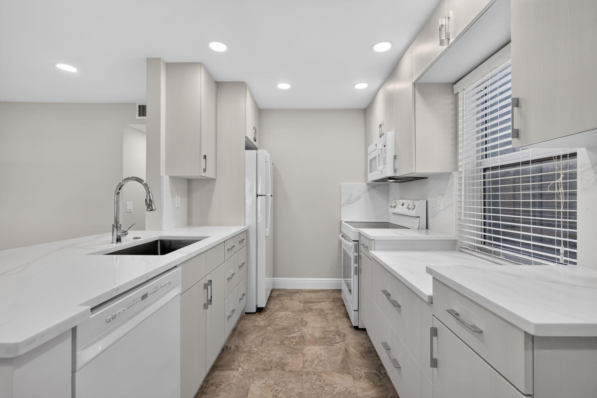 883 Normandy Trail