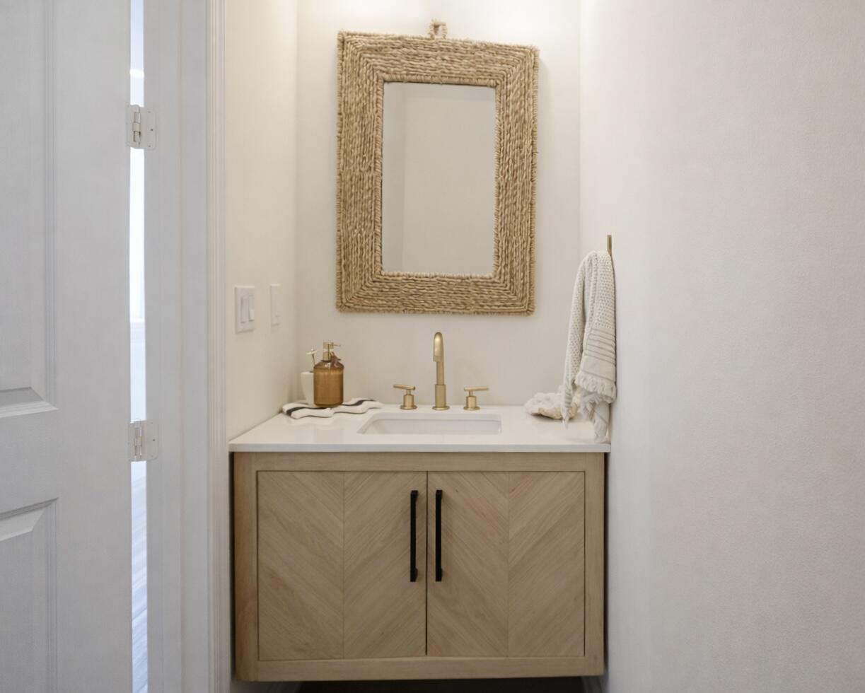 CRYSTAL LAKE 1ST SEC - Residential