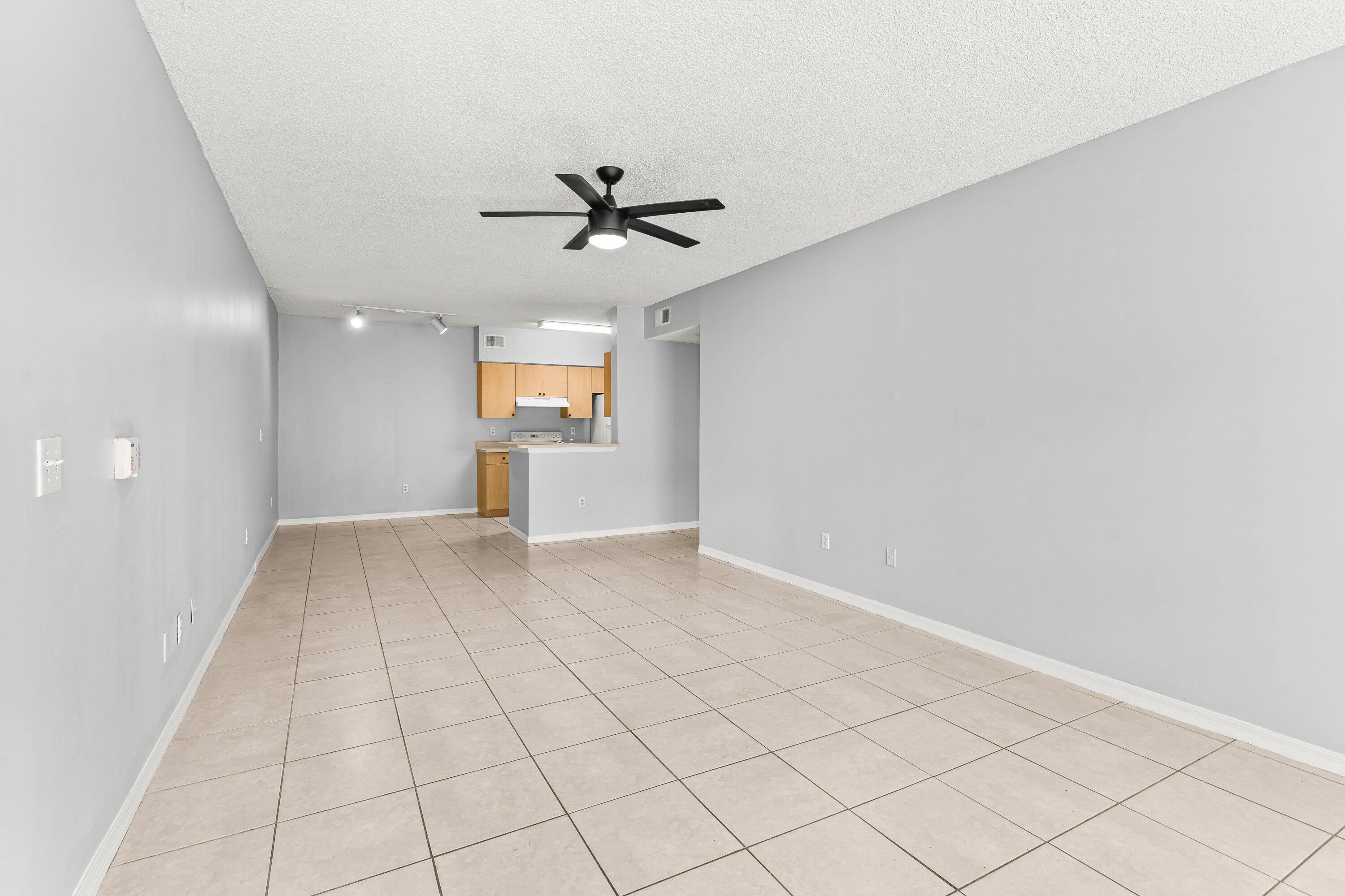 SPA AT SUNSET ISLES CONDOMINIUM - Residential