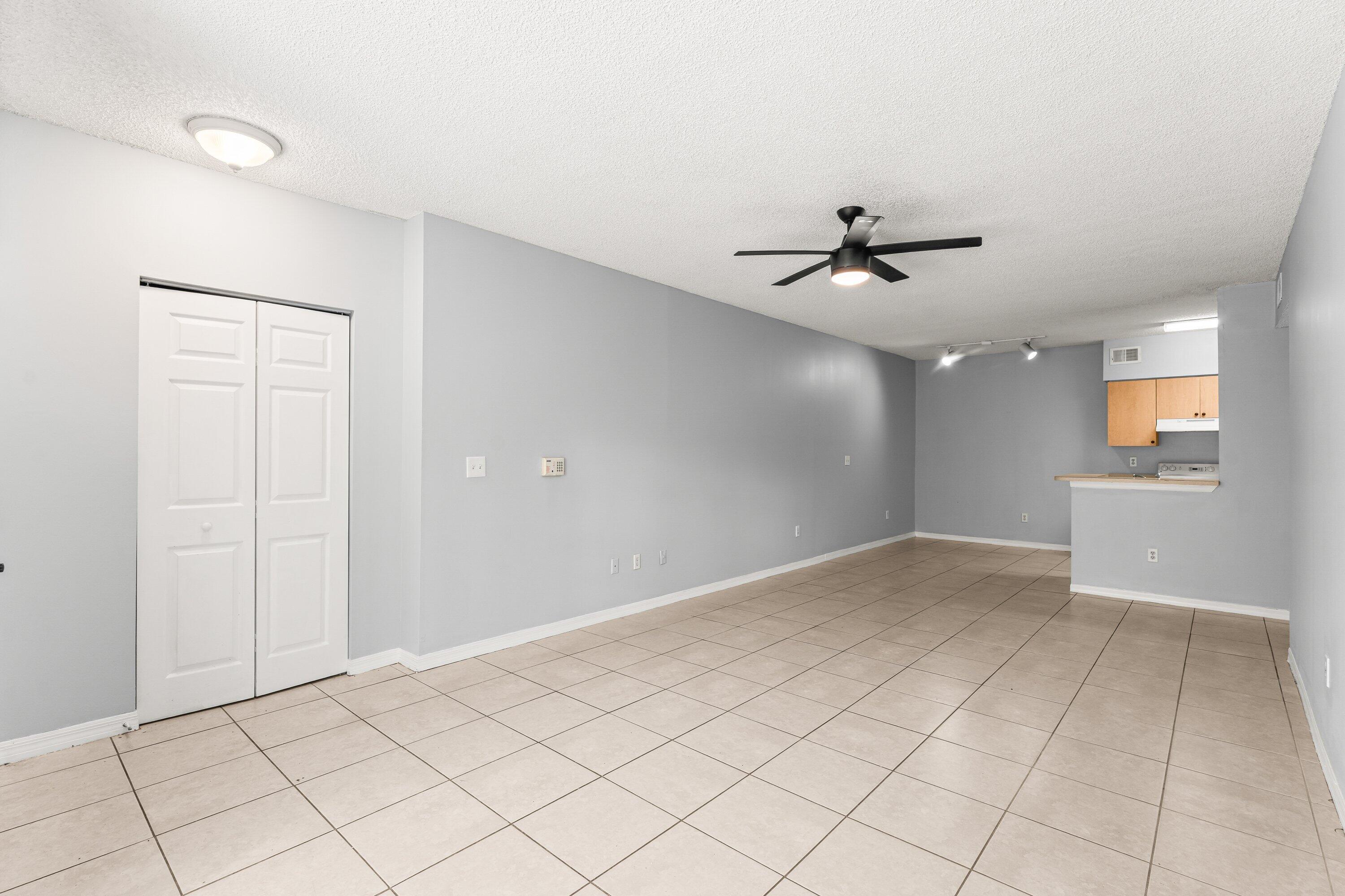 SPA AT SUNSET ISLES CONDOMINIUM - Residential