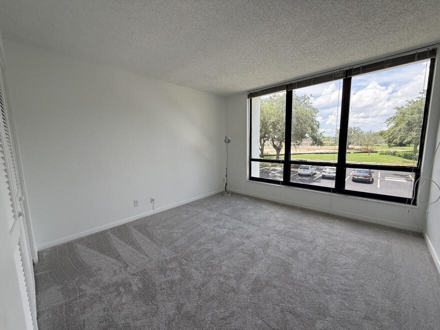 7847 Lakeside Boulevard 1024
