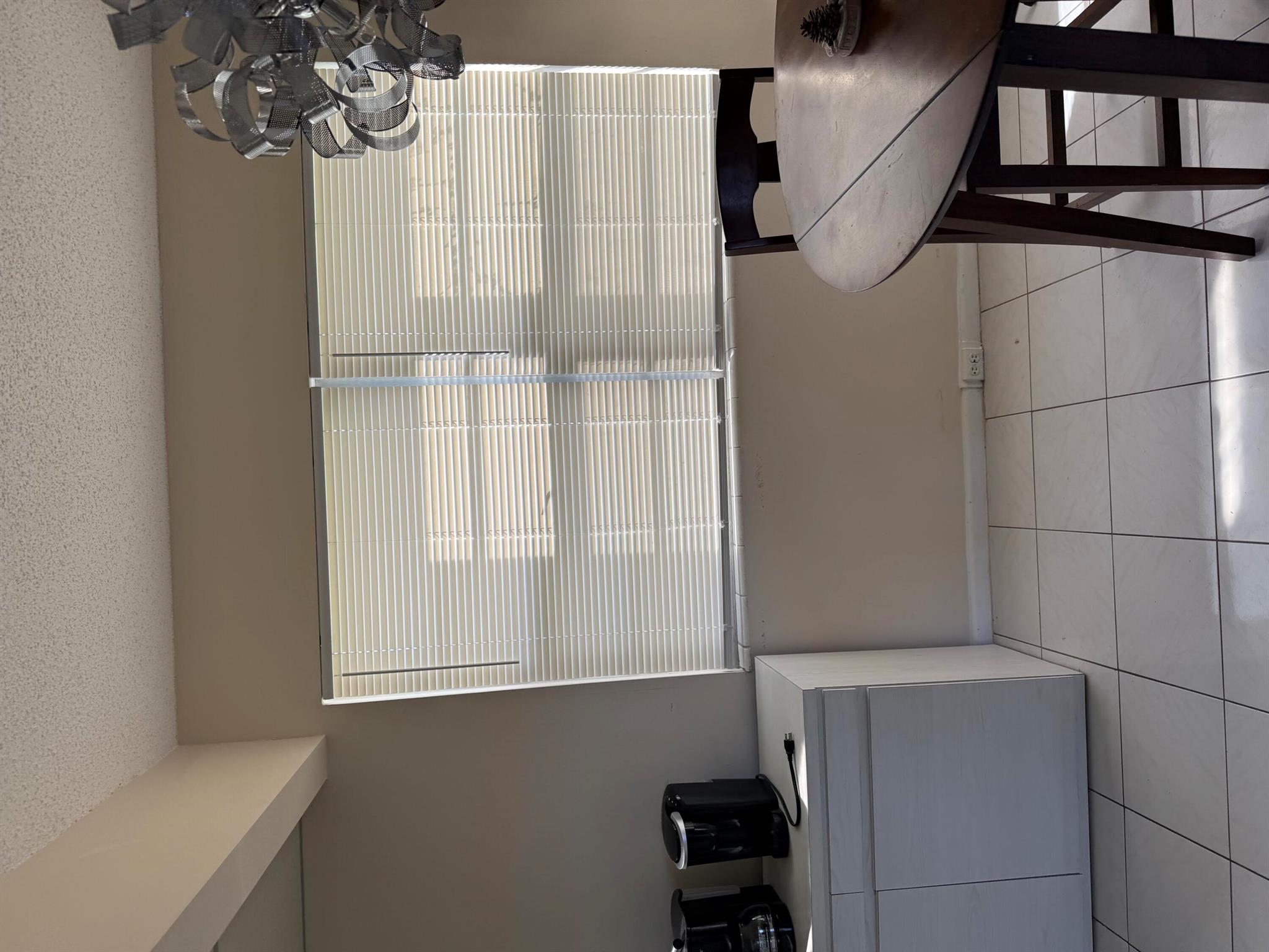 View photos, virtual tours, details... 186 Suffolk E