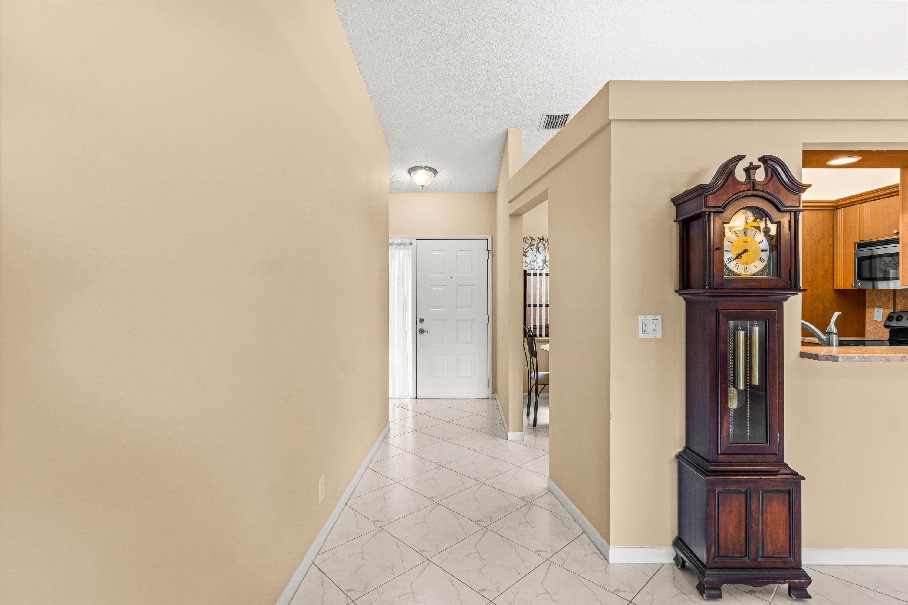 WHISPER WALK SEC E CONDO - Residential