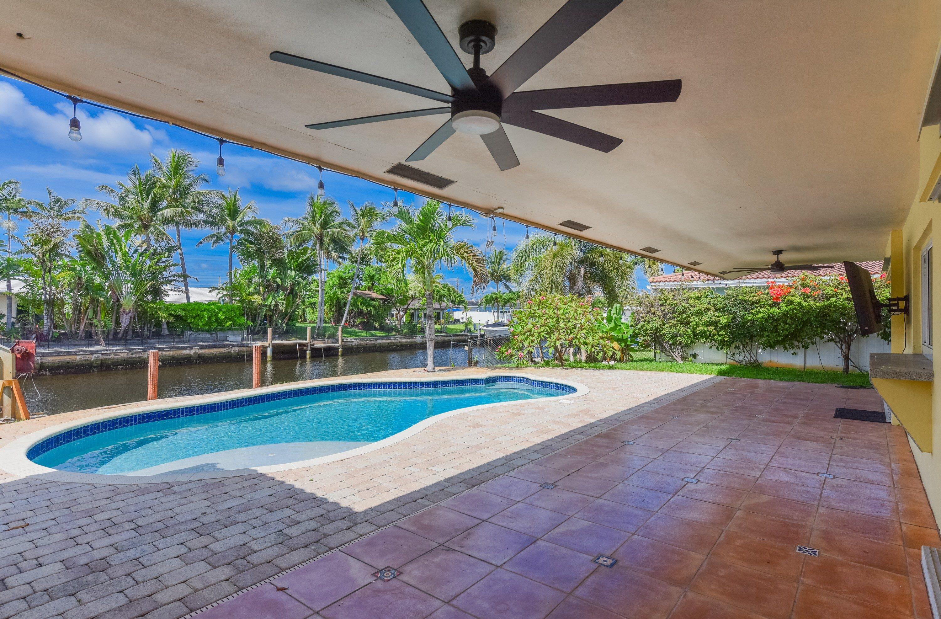 1460 NE 55th Street