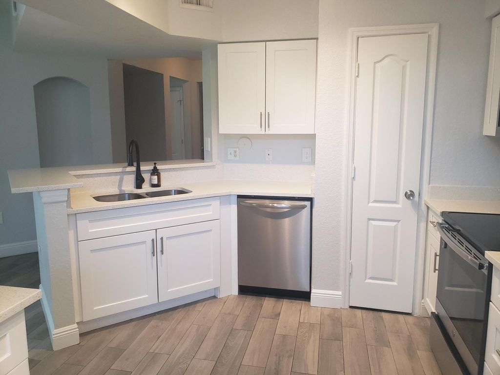 Photo of 909 Belmont Place #909, Boynton Beach, FL 33436 (MLS # R11159780)