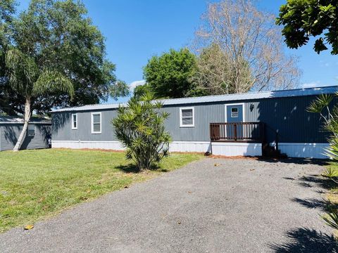 A home in Okeechobee