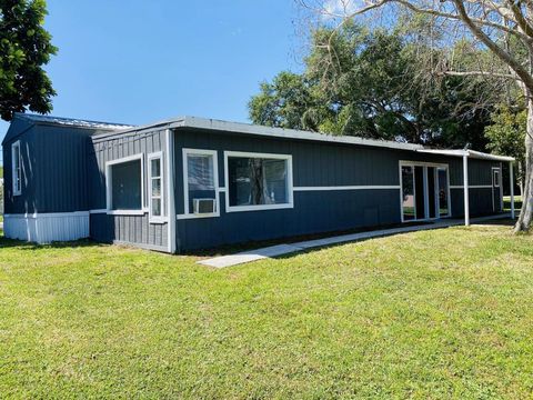 A home in Okeechobee