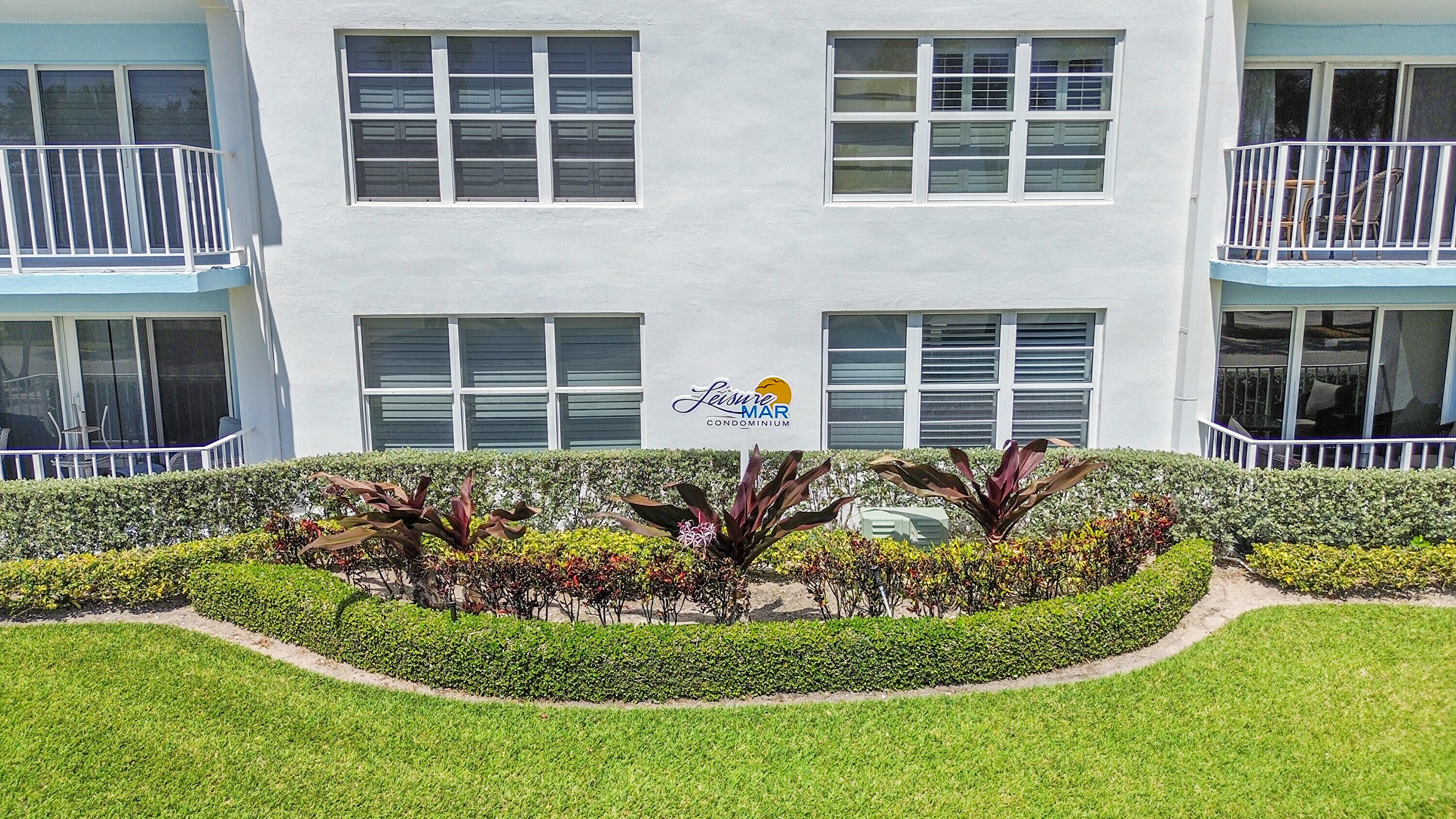 LEISURE MAR CONDO - Residential