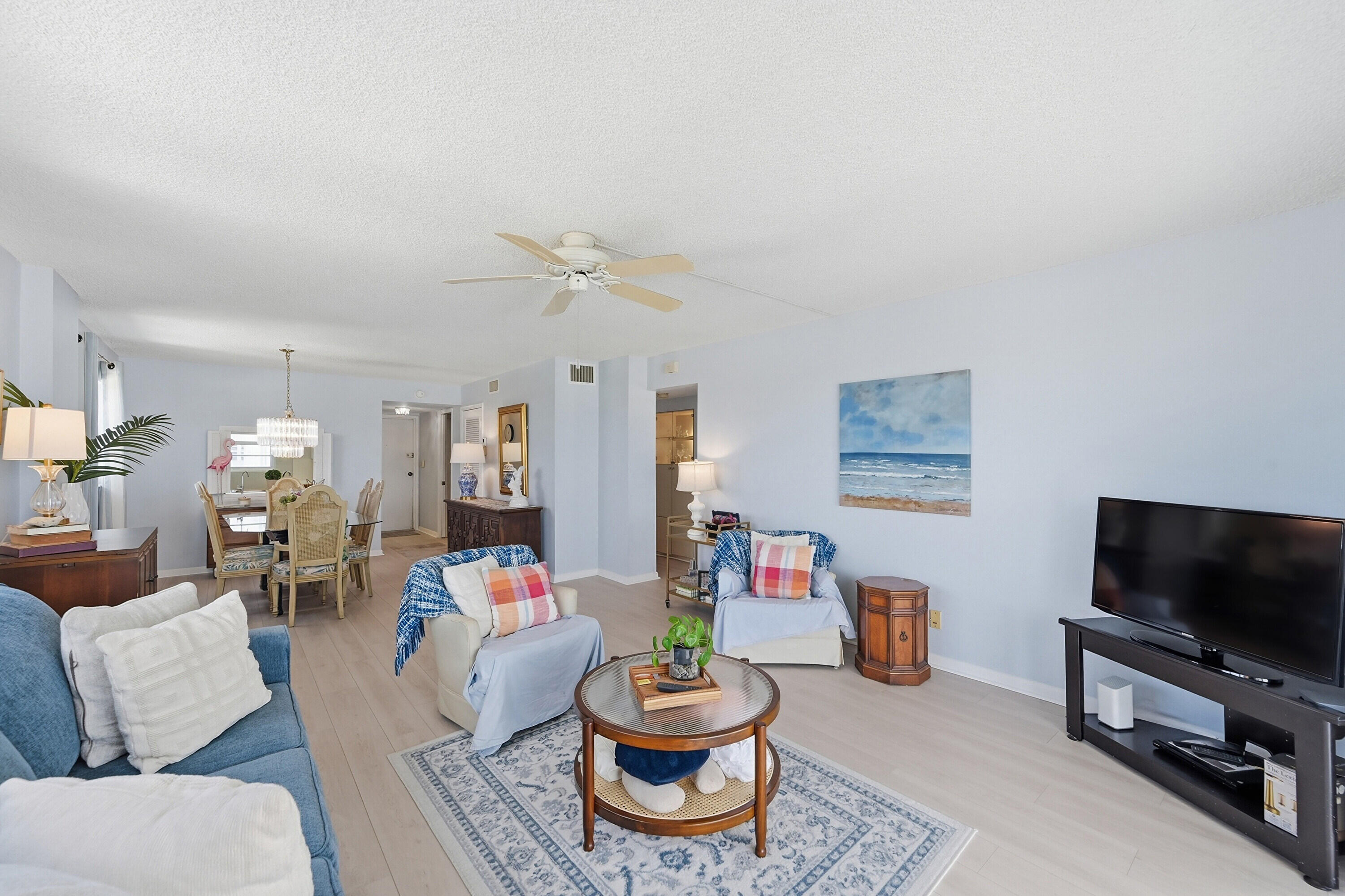 LEISURE MAR CONDO - Residential