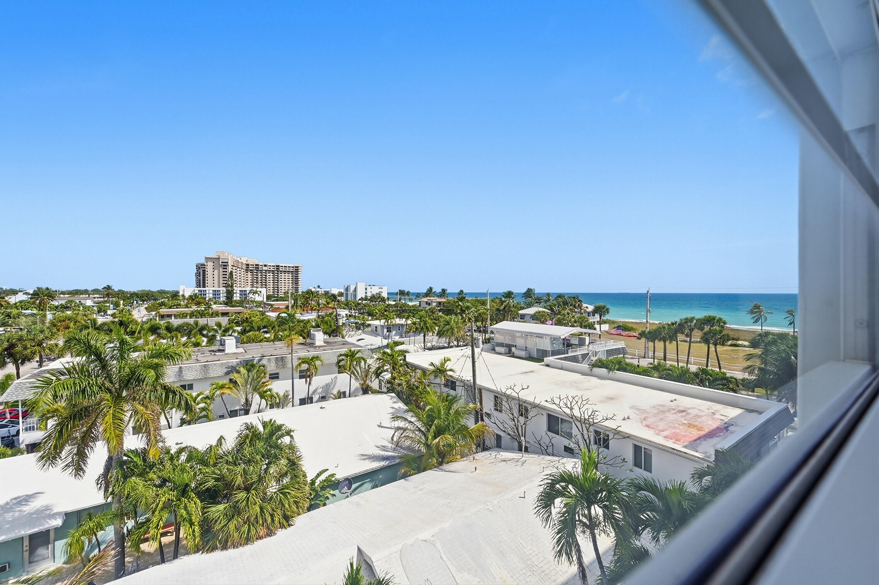 LEISURE MAR CONDO - Residential