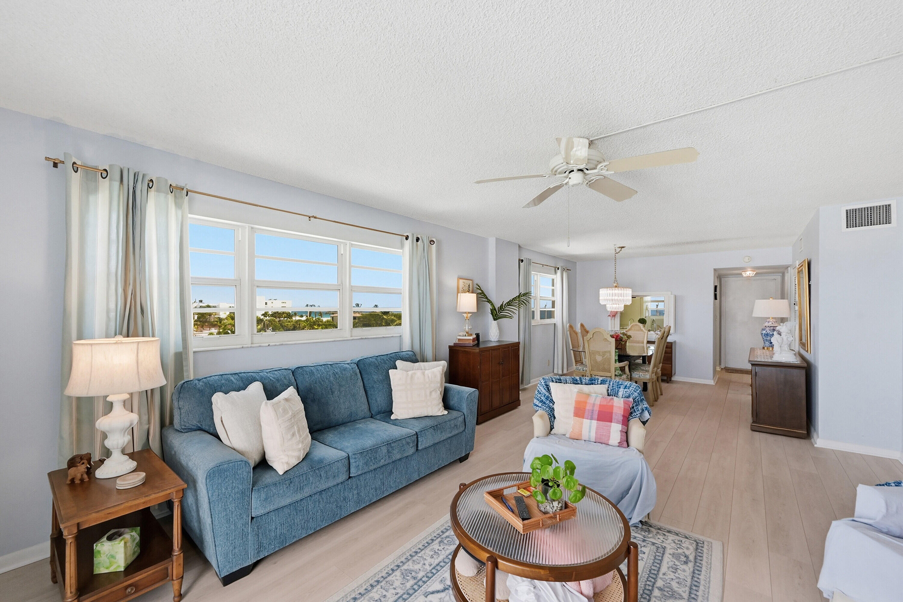 LEISURE MAR CONDO - Residential