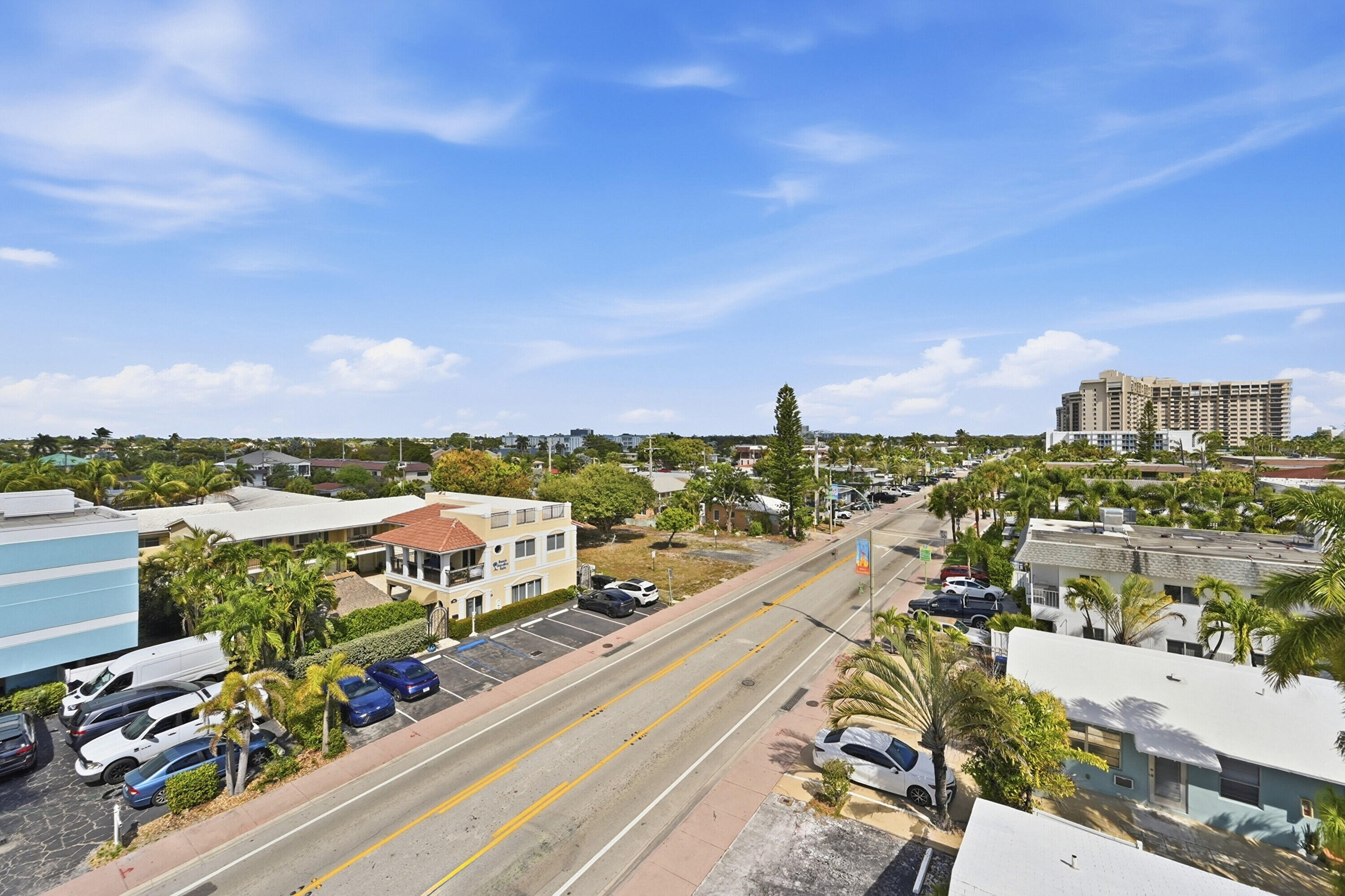 LEISURE MAR CONDO - Residential