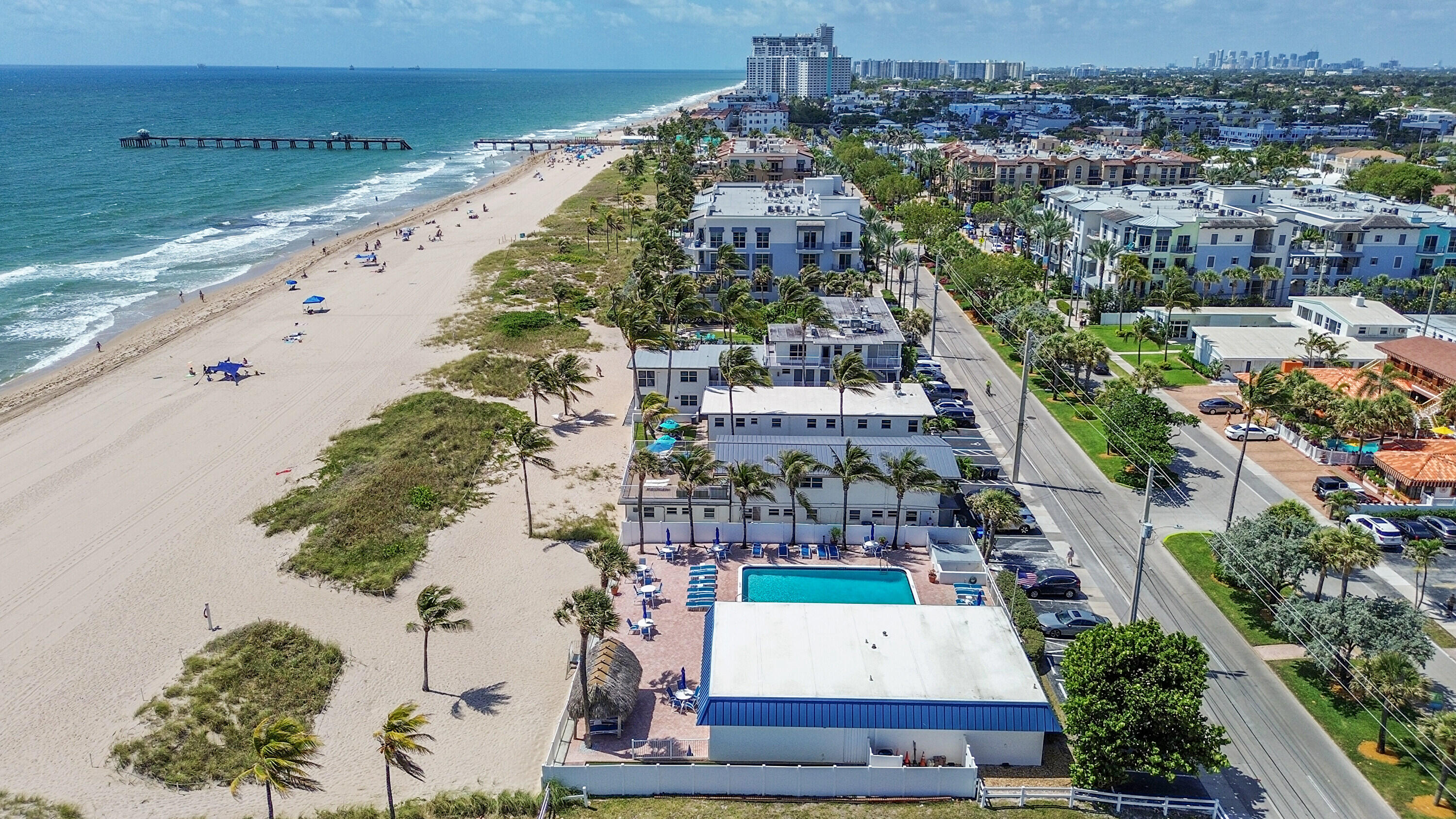 LEISURE MAR CONDO - Residential