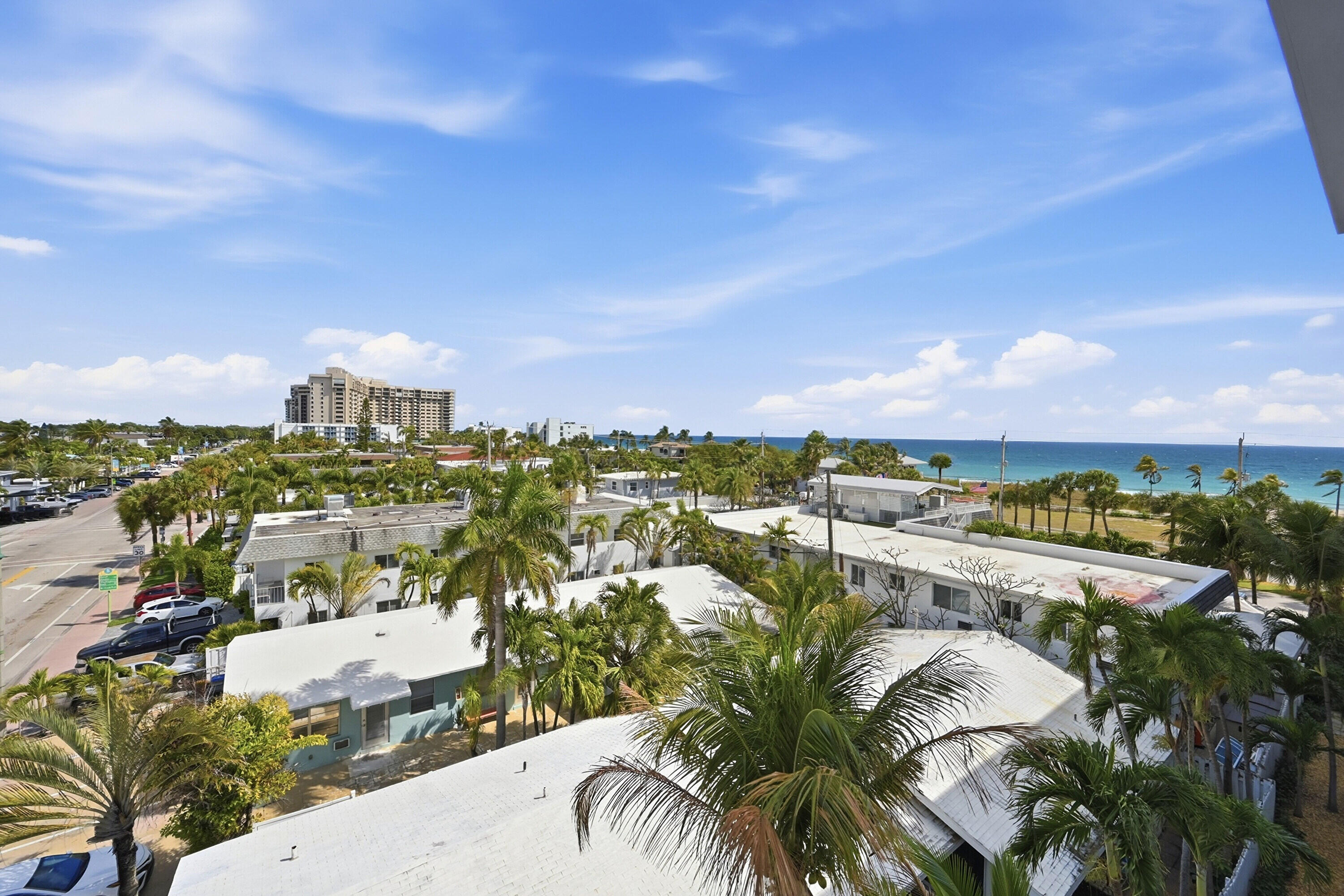 LEISURE MAR CONDO - Residential