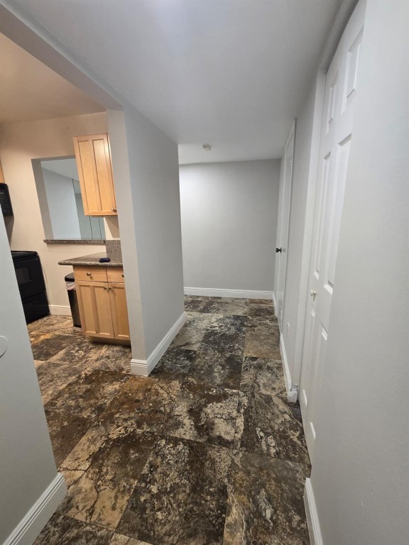 The Oaks Condo - Residential Lease