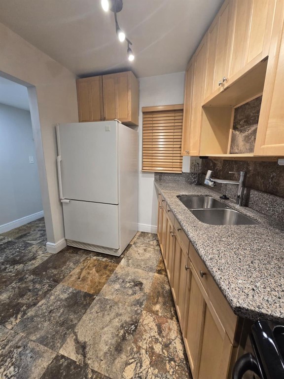 The Oaks Condo - Residential Lease