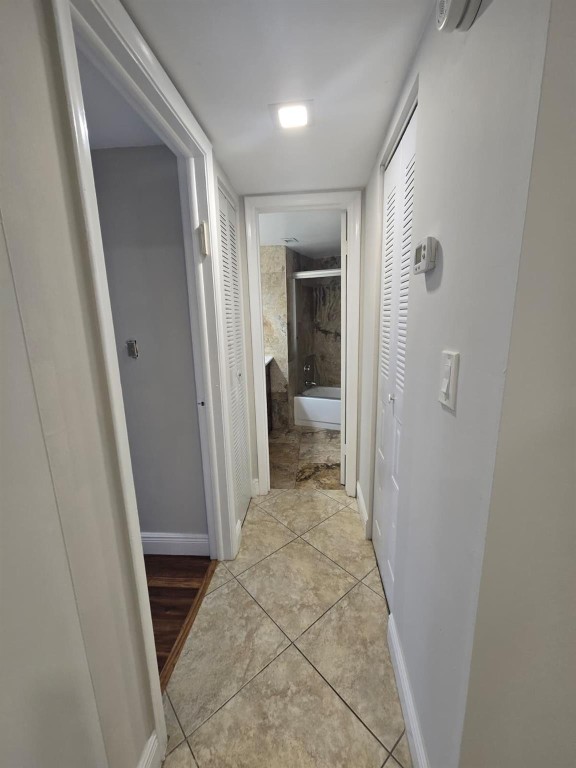 The Oaks Condo - Residential Lease