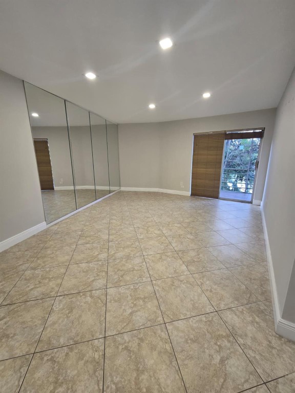 The Oaks Condo - Residential Lease