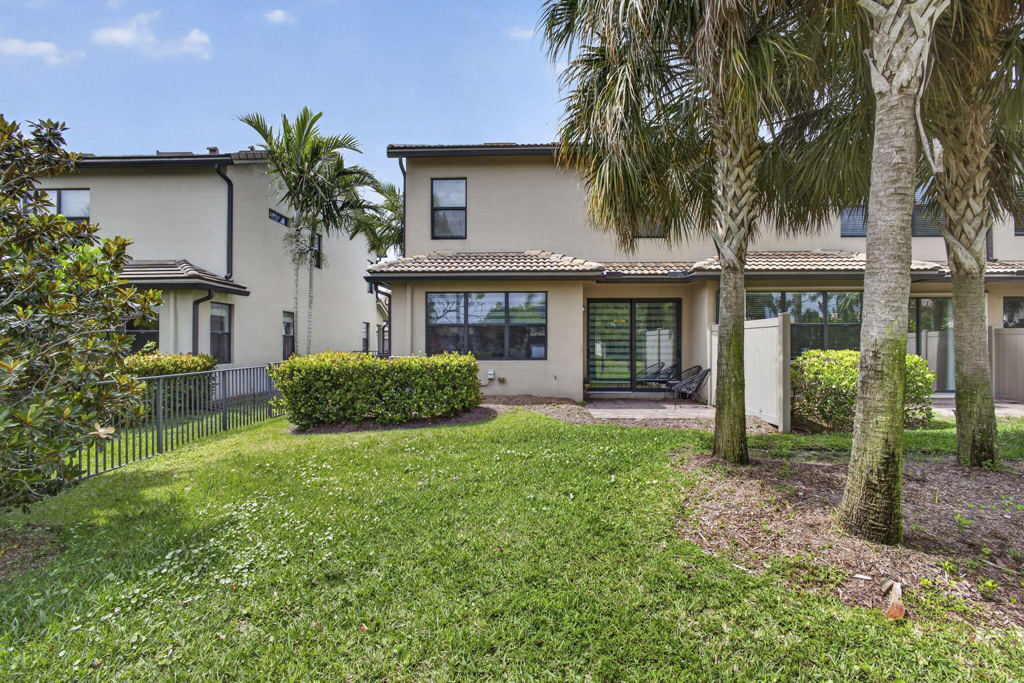 FIELDS AT GULFSTREAM POLO - Residential