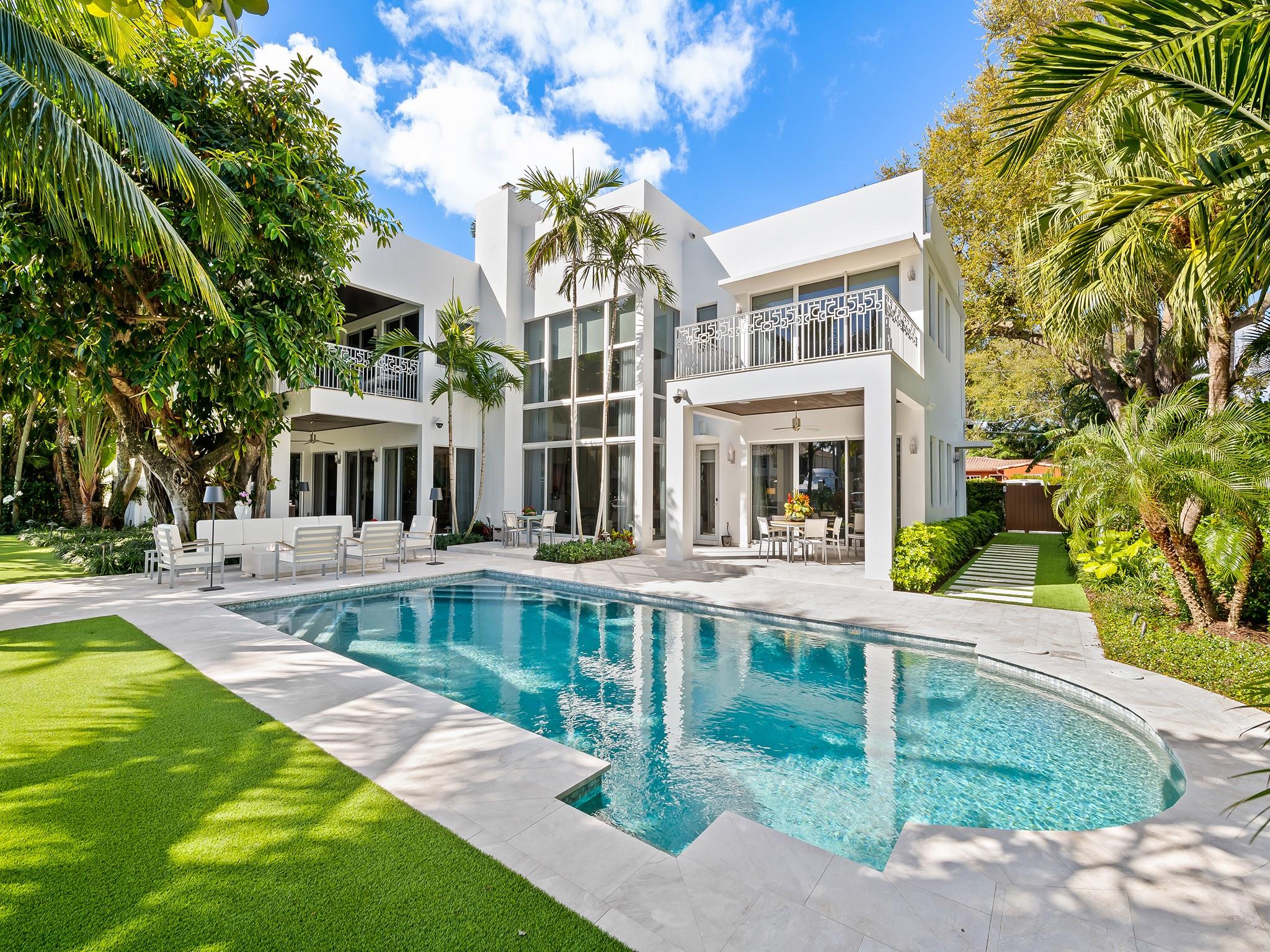 Victoria Isles - Residential